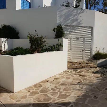 Ikaria Village-ground Floor No 4 아파트