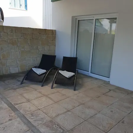 Ikaria Village-ground Floor No 4 아파트 *